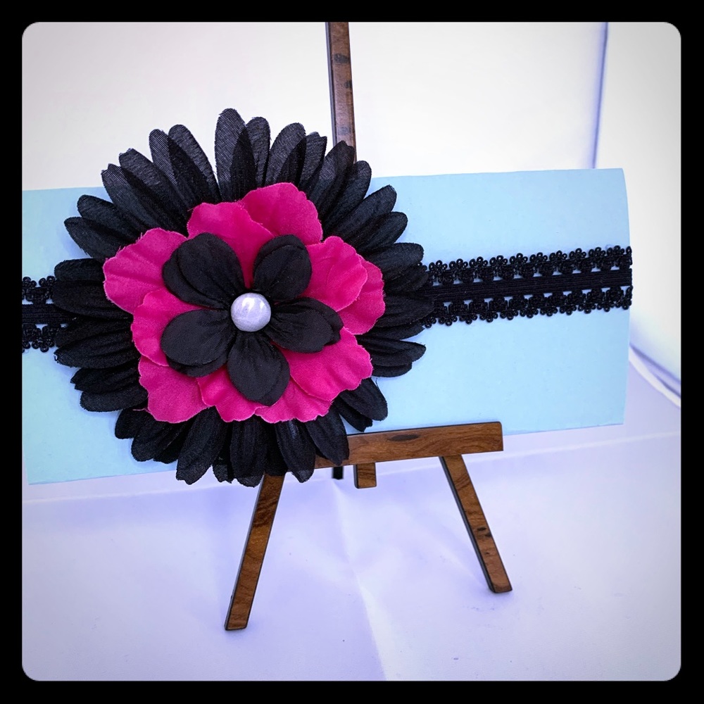 Hand made baby headband black and pink flower